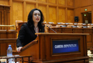 Simona Bucura Oprescu3