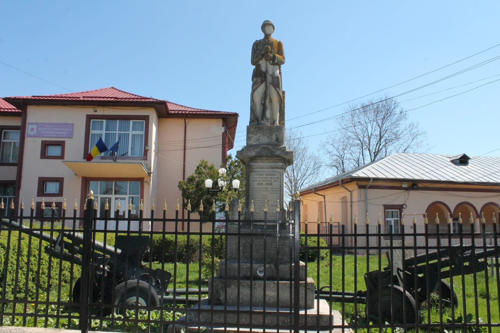 Ungheni1