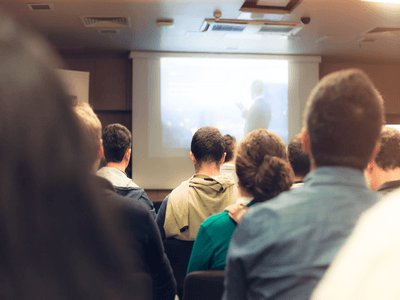 Tinerii din Mioveni sunt invitați să participe la un proiect