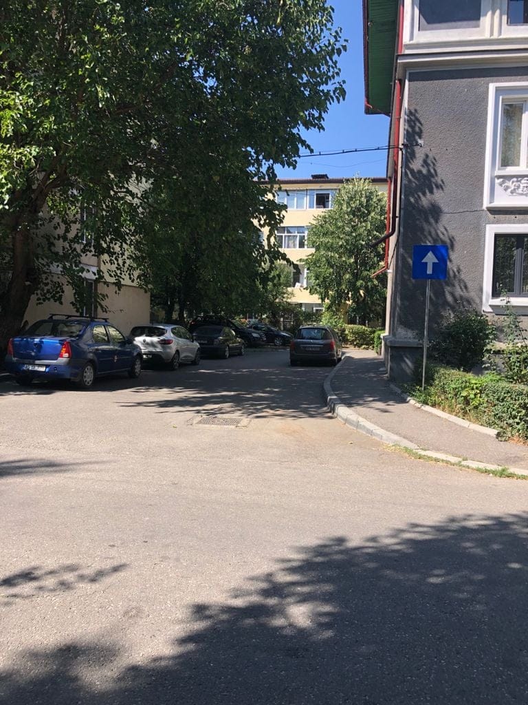 sens unic militarilor