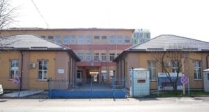spital vechi mioveni 01