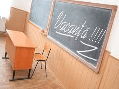 Vacanța elevilor ar putea fi mai lungă de două săptămâni