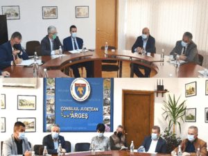 C.J. ARGEȘ ȘI ADR SUD MUNTENIA: ÎNTÂLNIRE TEHNICĂ PENTRU FONDURI