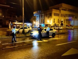 Foto 2 verificări noapte