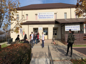 Centrul de Vaccinare din Mioveni, program special de sărbători!