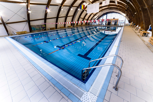 Bazinul de înot Mioveni - se reiau orele de agrement