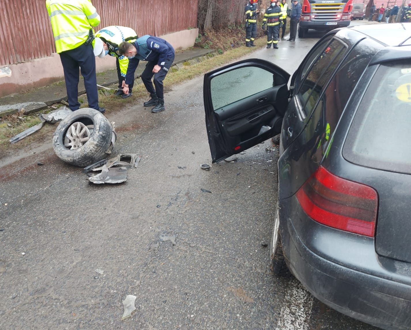 accident cosesti