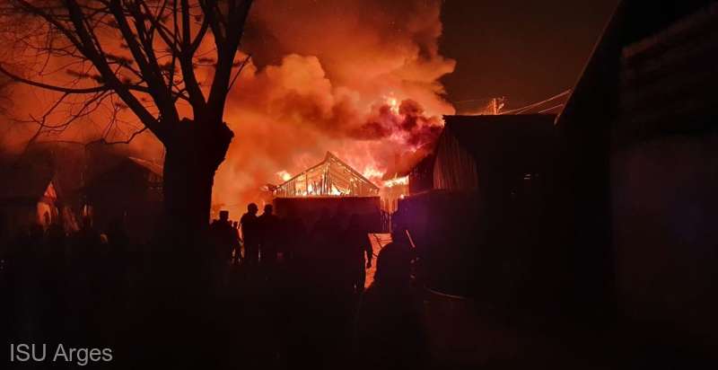 incendiu arges